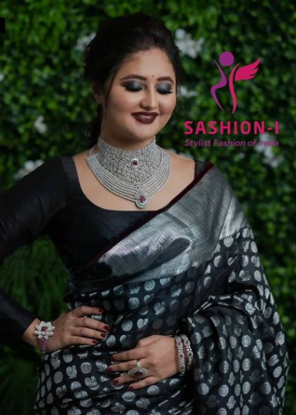 Jaquard Saree with Unstitched Blouse Piece - 